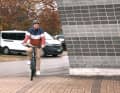 Die aufrechte Sitzposition ist ideal für Alltagsfahrten mit dem Trekkingbike.