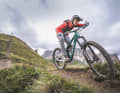 Was auf den härtesten Trails der Welt Bestand hat, taugt auch für XXL-Biker: 38-Millimeter-Gabeln, wie diese Rockshox ZEB sind besonders steif.