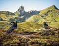 Alpen-Roadtrip statt schnurstracks zum Gardasee zu hetzen. Lenzerheide könnte mit Trails und Badesee ein lohnender Stopp sein.