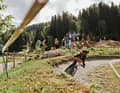 Beim Kids Cup lernen angehende Downhill-Racer sich an Rennstrecken heranzutasten. Mehrere Trainingsläufe gehören immer dazu.
