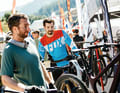 Freshe Bikes bestaunen. Wir haben gehört, Scott zeigt auf dem BIKE Festival in Leogang ein nagelneues Bike.