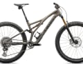 14.500 Euro kostet das aktuelle Specialized S-Works Stumpjumper in der Topausstattung! Das ebenso luxuriös ausgestattete Vorgängermodell (im Bild) kostet weniger als die Hälfte.