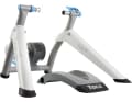 Kommuniziert trotz Wheel-On-Konzept mit Trainings-Apps: Der Tacx Flow Smart.