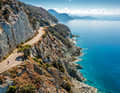 Vor dem Touristenrummel: Im Frühjahr ist die Straße zum Cap Corse noch wenig befahren.