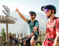 Adam und Simon kennen die besten Trails im Ahrntal und natürlich die besten Hütten.