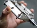 Alle Testpedale verfügen über austauschbare Pins. In der Praxis haben sich die Modelle mit einem Schraubenkopf auf der Unterseite der Standfläche am besten bewährt.