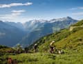 Es wartet auch ein besonders spaßiger Uphill-Trail auf Etappe 1.