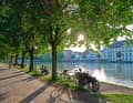 Landshut ist eine echte Sommerstadt. An den  Ufern der Isar lässt es sich gut aushalten.