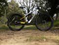 Das Dogma XC ist das erste vollgefederte Cross-Country-MTB von Pinarello.