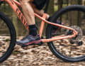 Der leichtere Schuh der EX-Serie ist für sportliche Radfahrer gemacht, die nicht auf ein Klicksystem verzichten möchten.