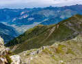 Eine Etage über dem berühmten Goldsee-Trail balanciert der Trail am Piz Chavalatsch  am Kamm entlang. Der Blick reicht bis zum Reschenpass!