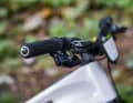 Alles im Griff: Barel vertraut auf Ergon GD1-Griffe und Sram Code RSC-Bremsen
