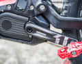 Der Sram Powertrain-Antrieb basiert auf dem Brose Drive S Mag. Dank des satten Drehmoments von 90 Newtonmetern kann Pontal ganz entspannt 150 Millimeter kurze Kurbeln montieren.