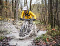 Neun Regenjacken für Trail und Tour im Test