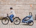 Der neue Hauck Dryck Duo Plus ist ein 2-in-1-Fahrradanhänger.