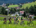 Noch hat das Team BIKE Redaktion gut lachen. Das Abenteuer Maxxis BIKE Transalp hat für sie gerade erst begonnen.