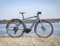 Das Centurion Speeddrive R 800 D EQ scheint wie gemacht für Pendler. Der Selbstversuch soll zeigen, ob Light-E-Bikes auch Sportler entspannter nach Hause bringen.