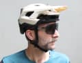 Kleiner Preis - große Brille: Die Van Rysel RR 900 Perf photochrom NXT von Decathlon will Sicht und Schutz zum Sparpreis bieten. Ob das Konzept aufgeht?