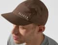 Die CLLCTV Core 5 Panel Cap aus der Core Collection bietet einen verstellbaren Clipverschluss und ist zudem wasserabweisend