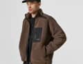 Die CLLCTV Core Sherpa Fleece Jacket von Canyon ist eine strapazierfähige, vielseitige Jacke aus hochwertigem Sherpa-Fleece, die Komfort und Wärme bietet und sowohl für den täglichen Gebrauch als auch für Outdoor-Abenteuer geeignet ist