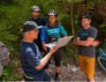 Nachlauf und Auto-Shift sind Anregungen aus dem Rennsport. Neben Yeti ist auch Rotwild-Schwalbe im E-Enduro-Worldcup mit Shimano-Motoren unterwegs.