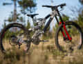Oh Gott, was ist das für ein Frankenstein-Bike? Dieser Prototyp ermöglichte ein Spiel mit allen Variablen. Als alles passte, war das neue Sender geboren.
