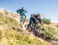Getestet haben wir die 6 günstigen Enduros in Livigno. Vorne im Bild: Radon Jab 10.0
