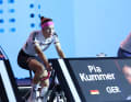Pia Kummer ist eine der Profi-Fahrerinnen für die deutsche Nationalmannschaft im E-Cycling.