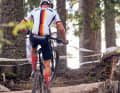 "Manche Passagen der WM-Strecke in Les Gets erinnerten mich an Trial-Motocross. Mit derart knackigen Hindernissen hatte ich nicht gerechnet. Die Top-Profis fuhren mir gnadenlos davon." Matthias Lauer, Deutscher Meister E-MTB