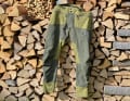 Die Norrøna fjørå Infinium Pants tragen sich super leicht, sind winddicht und halten so auch bei herbstlichen Temperaturen noch eine ganze Zeit warm, wenn man in die Pedalen tritt.