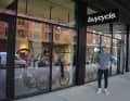 Theo Golditchuk, einer der drei Gründer von Buycycle, ist stolz: Keine zwei Jahre nach der Gründung arbeiten über 25 Leute für das Münchner Unternehmen.