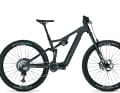 Das Focus Jam² SL 9.9 ist die Enduro-Variante des neuen Fazua-Bikes und etwas robuster ausgestattet. 8499 Euro, 19 Kilo in Größe L.
