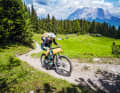Die letzten Wellen, bevor der Trail zum Blindsee hinunterkippt.