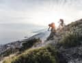 Im nicht enden wollenden Sinkflug bis an den Strand von Ventimiglia: der letzte Trail nach 6 Tagen Abenteuer.