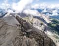 Spektakulär: die acht Geschütztürme auf dem 3136 Meter hohen Mont Chaberton.