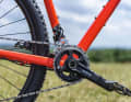 Cannondale Trail 2: Wie das Stevens hat auch das Cannondale zwei Kettenblätter an der Kurbel. Die 1x12-Antriebe sind in dieser Preisklasse selten. 