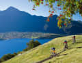 Die Berge um den Comer See sind grüner als am Gardasee. Die Anstiege teils steil und die Pfade noch jungfräulich ruppig. Mountainbiker fahren hier noch nicht lang durchs Landschaftsbild.