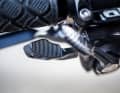 Ergonomisch, griffig und mit Multi-Release ausgestattet