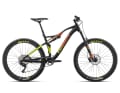 Das Einstiegsmodell Occam AM H50 kostet 2000 Euro. Eine Rock Shox Recon-Gabel dämpft die Schläge, die Shimano SLX sortiert die elf Gänge auf der 11-40er-Kassette von Sunrace.