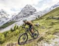 Wer mit den sportlichen Kandidaten von Rose, BH und Müsing (im Bild) alpines Gelände ansteuert, braucht bergab viel Feingefühl und  eine fortgeschrittene Fahr­technik.