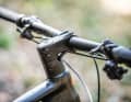 BH Lynx Race Evo Carbon: Die Kabelintegration im Vorbau sieht schick aus, verursacht aber Knicke und Scheuerstellen an den Zughüllen und erschwerte Schaltvorgänge.