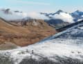 Engadin oder der rote Planet? Beim Überqueren der 2730 Meter hohen Fuorcla Champatsch fühlt man sich wie auf dem Mars.
