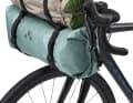 Doppelpack: Eine große und eine kleine Lenkertasche passen gleichzeitig ans Gravelbike.