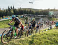 Luca Schwarzbauer in Führung. Von Beginn an dominierte er das Short-Track-Rennen.