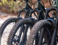 Drei identische Scott Ransom eRide mit einheitlichem Setup: Im direkten Vergleich und back-to-back-Test kommen die Unterschiede der Reifen deutlich raus.