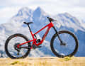 Großes Vorderrad, kleines Hinterrad: MX-Laufradmix für verspieltes Trailbiken am neuen Santa Cruz 5010.