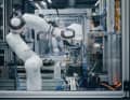 Die Roboter, die viele Produktionsschritte übernehmen, sind ebenfalls "made by TQ Systems".