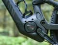 Bosch statt Shimano: Das neue Neuron:On wird vom kräftigen Performance CX angetrieben. Der Alu-Vorgänger war mit EP8 unterwegs.