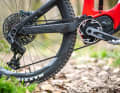 Angetrieben wird das Bike von einem Brose-Motor und Srams XO Transmission.