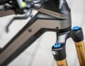 Die 38 mit Fit4-Kartusche ist leicht einzustellen, die Grip2 bietet aber die deutlich bessere Performance.